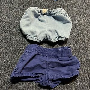 2 Carter’s 12M Shorts